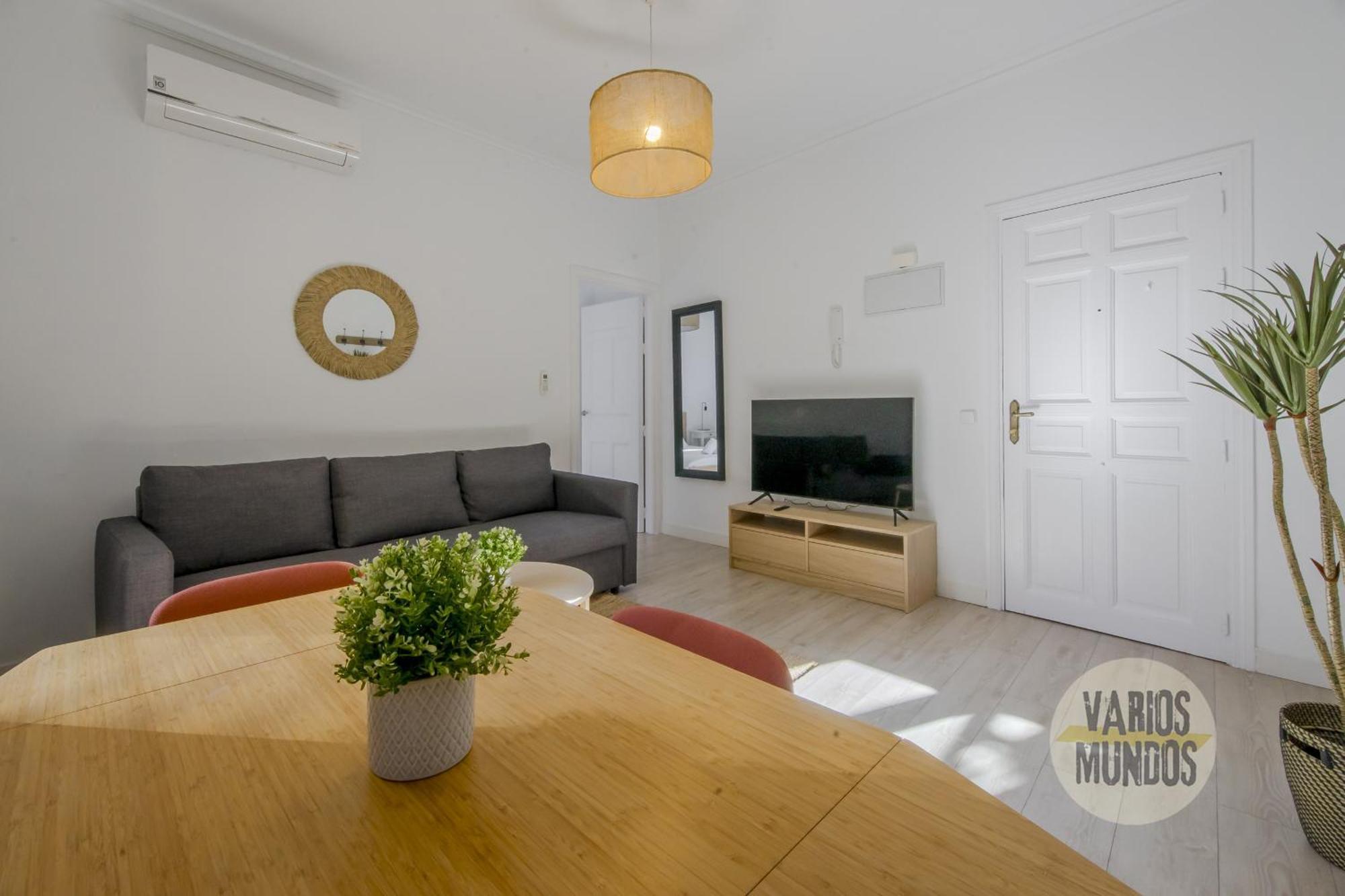 Elegant Apt Para 4Pax En Las Letras-Cortes Мадрид Экстерьер фото